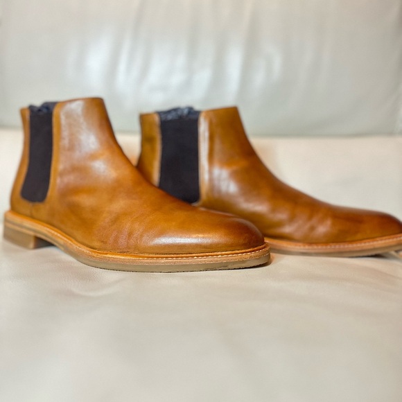 Gordon Rush Brown Chukka Boots with Polished Leather
